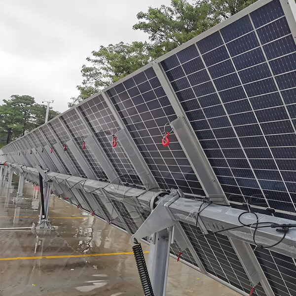 Single Axis-20P: 20-Panel Solar PV Tracking Mount – Bild 6